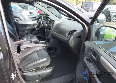 2016 Dodge Grand Caravan R/T z USA, uszkodzony, nr VIN 2C4RDGEG4GR352119